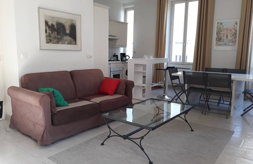 Cannes City Centre Apartment | App Grands Volumes 3 mn à Pied Mer,croisette, Sncf Séjour 2ch 6 Couchages
