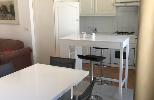 Cannes City Centre Apartment | App Grands Volumes 3 mn à Pied Mer,croisette, Sncf Séjour 2ch 6 Couchages