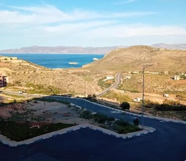 Al Hoceima Apartment | App met uitzicht op de bergen en zee