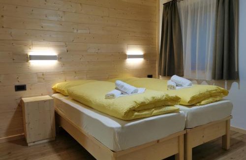 Colle Santa Lucia Apartment | App. Monte Pore - Agriturismo La Majon