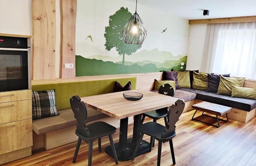 Gudon Apartment | App Weissenschmied