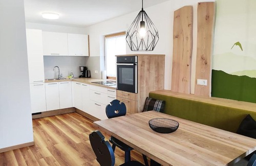 Gudon Apartment | App Weissenschmied