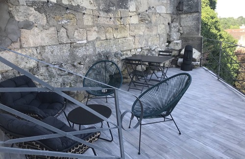 Bourg-sur-Gironde Apartment | Appart Bellevue