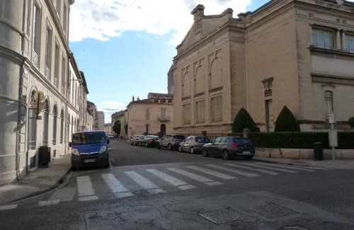 Quartier Administrations Apartment | Appart charme Arenes Nimes