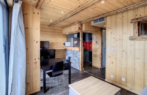 La Toussuire Apartment | Appart cosy rénové 4p à 600m des commerces - FR-1-416-187