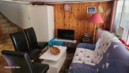 Mons-en-Baroeul Apartment | Appart en sous-sol avec jardin