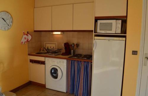 Banyuls-sur-Mer Apartment | Appart Studio cabine 4 couchages BANYULS SUR MER BN010-001