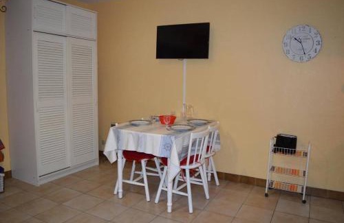 Banyuls-sur-Mer Apartment | Appart Studio cabine 4 couchages BANYULS SUR MER BN010-001