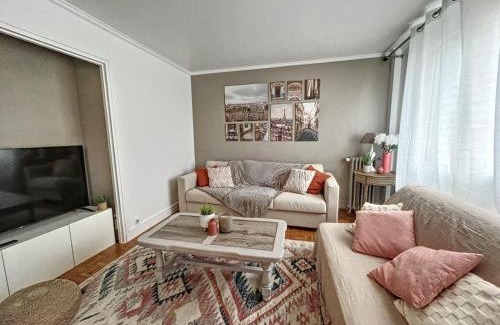 Epinay-sur-Seine Apartment | Appart XL "So cosy"- 4 beds - 8 pax - free Parking - Near Paris