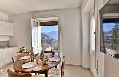 Gardola Apartment | Appartamento Alba by Theater Home - with marvellous lake view