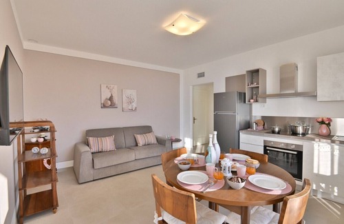 Gardola Apartment | Appartamento Alba by Theater Home - with marvellous lake view