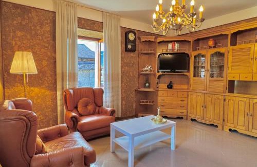 Taio Apartment | Appartamento centrale Zia Myrna