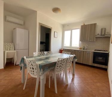 Castelvetrano Apartment | APPARTAMENTO CON 3 CAMERE CON BAGNO INTERNO, CUCINA Sea & Sun 3