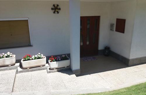 Gemona del Friuli Apartment | Appartamento con giardino Gemona