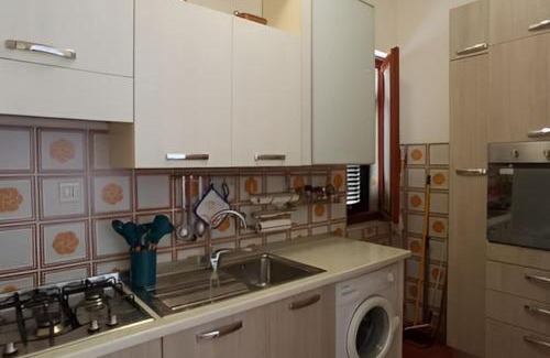 Giglio Porto Apartment | Appartamento con parcheggio privato a Giglio Porto