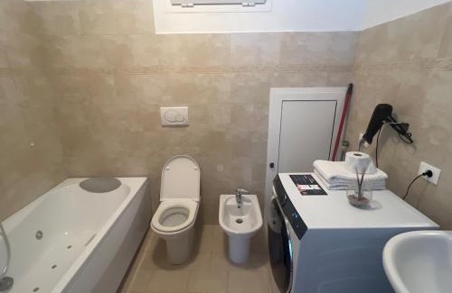 Quartiere XXIV Don Bosco Apartment | Appartamento fronte mare