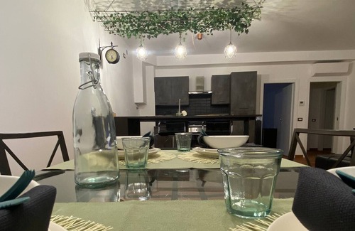 Centro Urbano Condo | Appartamento In Posizione Prestigiosa