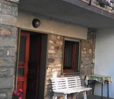 Corrubbio di Negarine Apartment | Appartamento Montefumaiolo