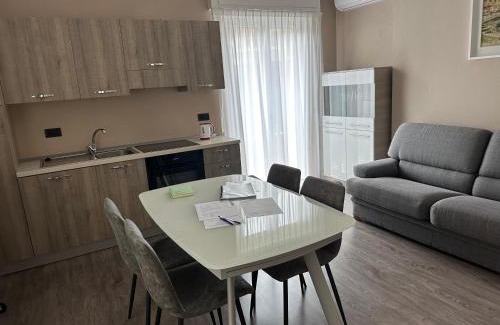 Dongo Apartment | Appartamento Renzo, Dongo, Lago di Como