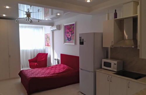 Tsentralnyy Apartment | Appartaments by the riviera