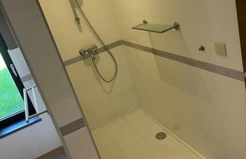 Assesse Apartment | Appartement à Courrière