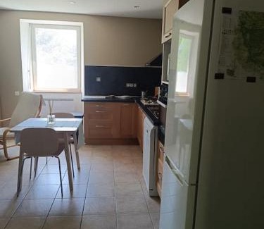 Antraigues-sur-Volane Apartment | Appartement 2 à 4 personnes