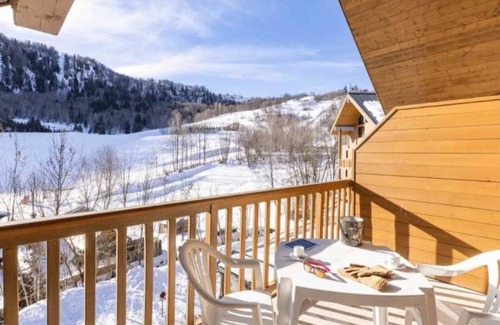 Les Bottieres Apartment | Appartement 3 étoiles - Piscine - ccbbcgb