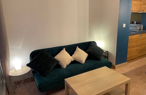 Quartier Administrations Apartment | Appartement 4 Couchages Avec Terrasse et Parking Entre Gare et Centre Ville