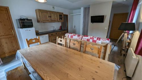 Saint-Sorlin-d'Arves Apartment | Appartement 6/8 pers à 200 m des pistes - piscine