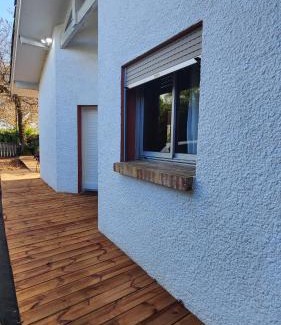 Saint-Jean-d'Illac Apartment | Appartement avec jardin à Saint Jean d'Illac