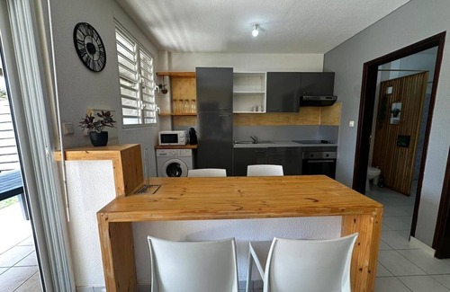 Cayenne Apartment | Appartement Cayenne Chic Design Élégant