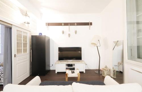 Grand Parc-Paul Doumer Apartment | Appartement centre de Bordeaux Clim et tram