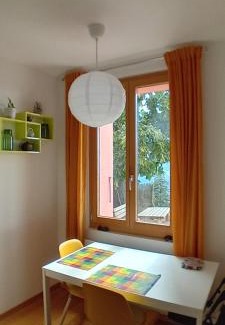Leysin Apartment | Appartement CHENILLE charmant 2 pièces plein pied avec jardin et vue magnifique