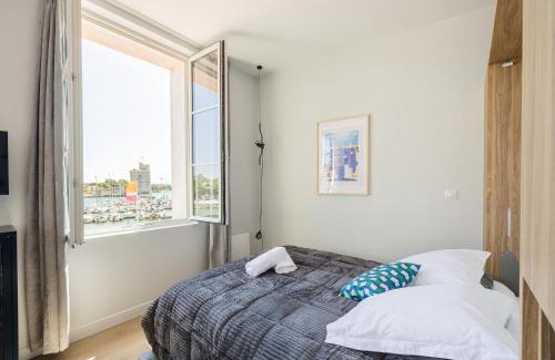 La Rochelle City Centre Apartment | Appartement chic vue imprenable sur le vieux port