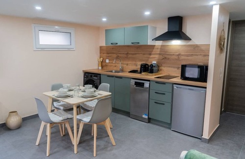 Dammarie Les Lys Apartment | Appartement Cosy le lys Vert à 40min de Paris