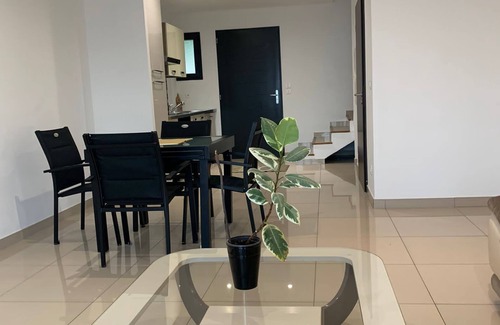 Bastia Apartment | Appartement Dans les Hauteurs de Bastia, Quartier Calme Proche du Centre Ville