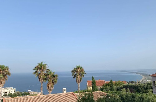 Bastia Apartment | Appartement Dans les Hauteurs de Bastia, Quartier Calme Proche du Centre Ville