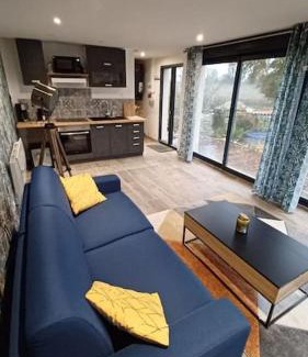 Cierzac Apartment | Appartement dans les vignobles
