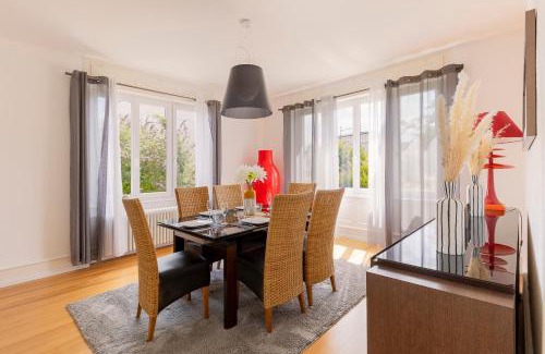 Colmar Apartment | Appartement de Prestige au centre climatisé avec jardin privé