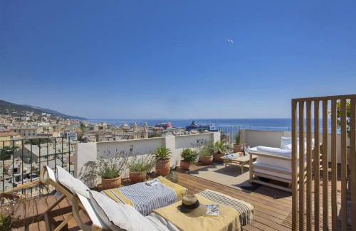 Bastia Apartment | Appartement de standing avec rooftop de 35m2