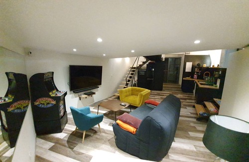 Ecusson Apartment | Appartement DU Maréchal-ferrant Montpellier Centre