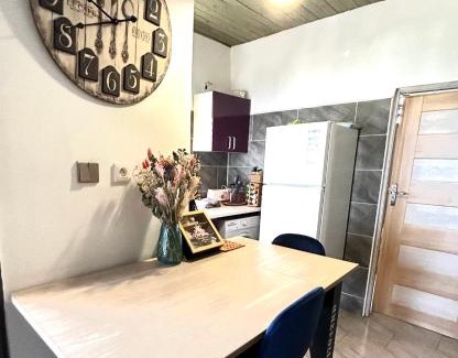 Mamoudzou Apartment | Appartement entier, T2 cosy à Mamoudzou