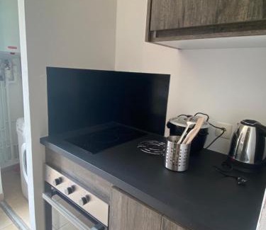 Saint-Andre Apartment | Appartement F2 avec piscine