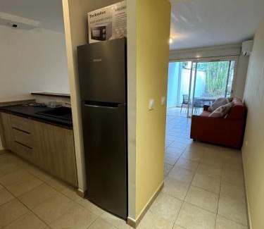 Saint-Andre Apartment | Appartement F2 résidence calme avec piscine SAINT-ANDRE