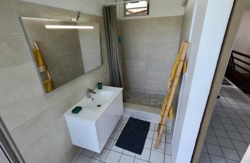 Cayenne Apartment | Appartement F3 accès plage Montjoly Roches Compas