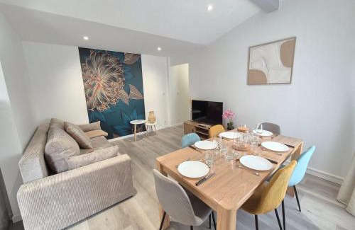Cholet Apartment | Appartement "Le Lotus" centre Cholet 6pers