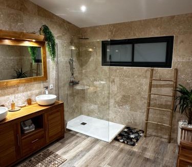 Saint-Denis Apartment | Appartement Lisana Lodge T3