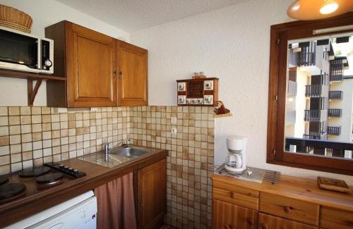 Auris Apartment | Appartement lumineux 2 pièces cabine, balcon, au pied des pistes - 4 couchages - Auris en Oisans - FR-1-297-75