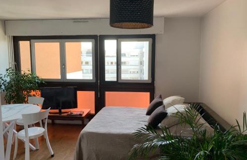 Charonne Apartment | Appartement lumineux 46m2 20e