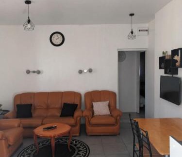Moulins Apartment | Appartement meublé avec deux chambres